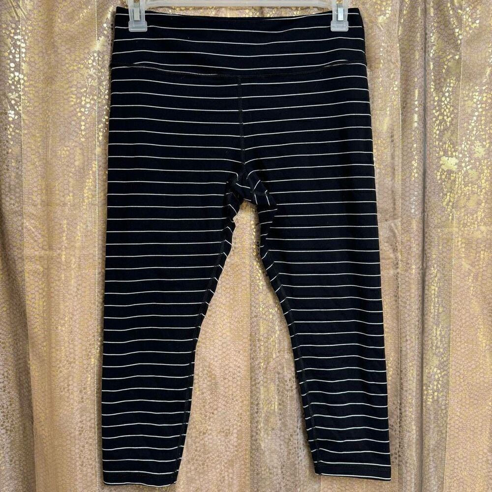 Glyder Black White Pinstriped VITAL 7/8 Yoga Leggings Large